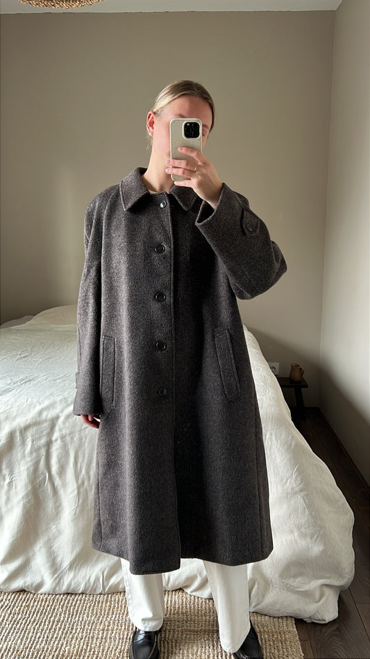 Woolen coat